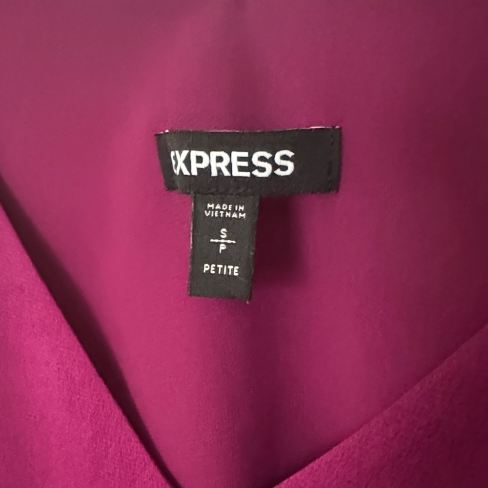 Express Elegant Magenta Cami Top - Picture 2 of 9